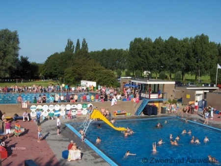 07-gezellig-druk